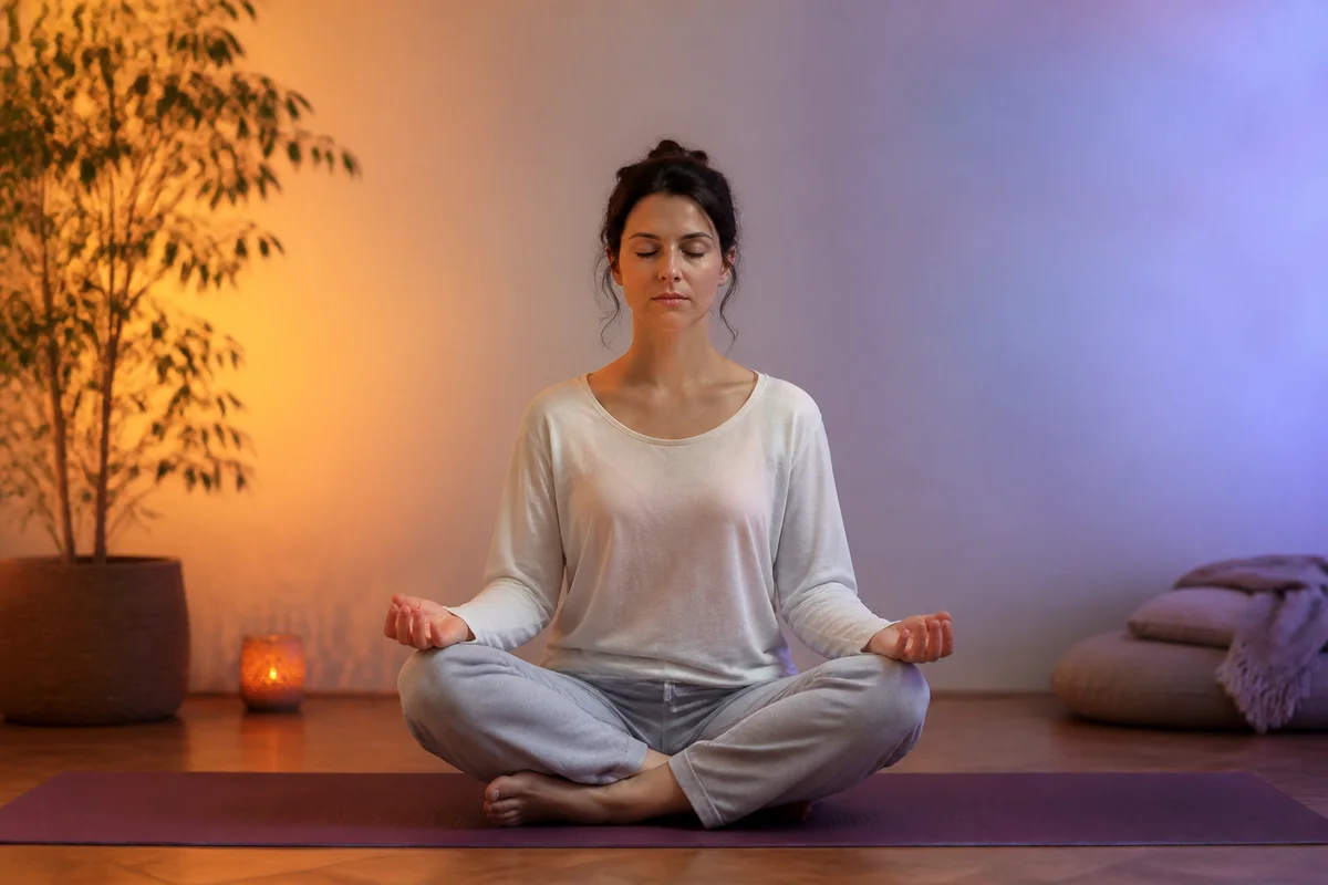 Editorial illustration explaining chakra alignment use, evidence and safety